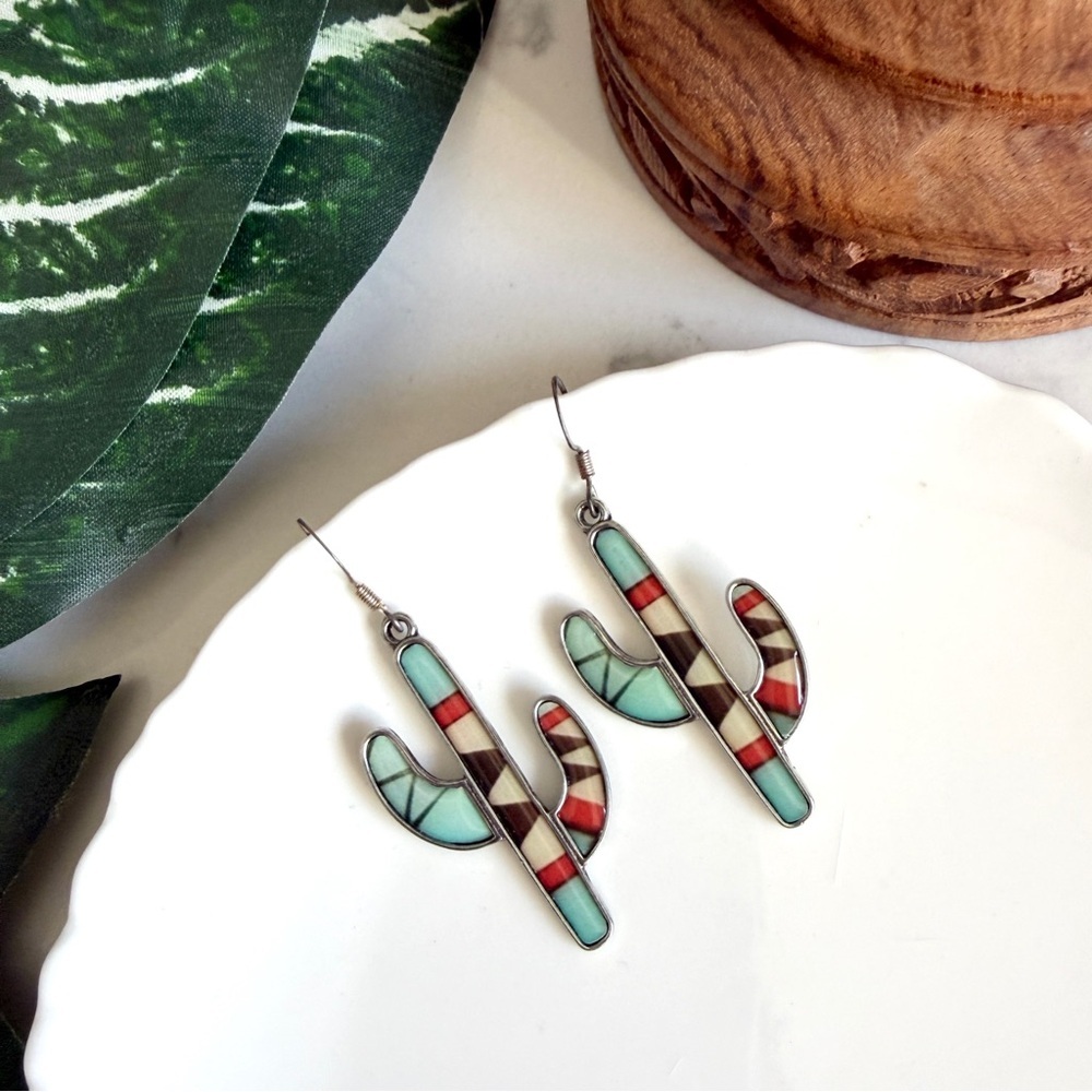 3/$22🩶 Atomic Vibe Cactus Vintage Style Earrings Hanging PREOWNED Boho Jewelry